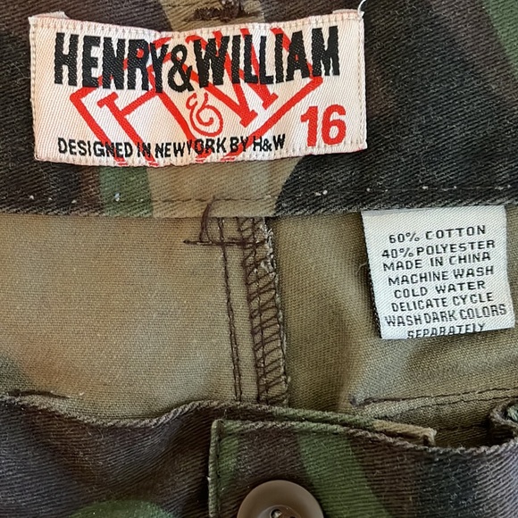 Boy’s Camo Cargo Shorts - Picture 5 of 5